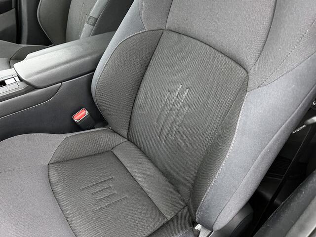 Toyota C-HR 1.8 Hybrid 140 First Edition | Parkeersensoren V+A | Navigatie | Achteruitrijcamera