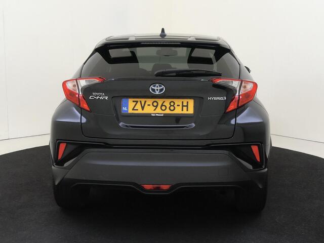 Toyota C-HR 1.8 Hybrid 116 PK Dynamic Sport Automaat | Navigatie | Camera | Stoelverwarming