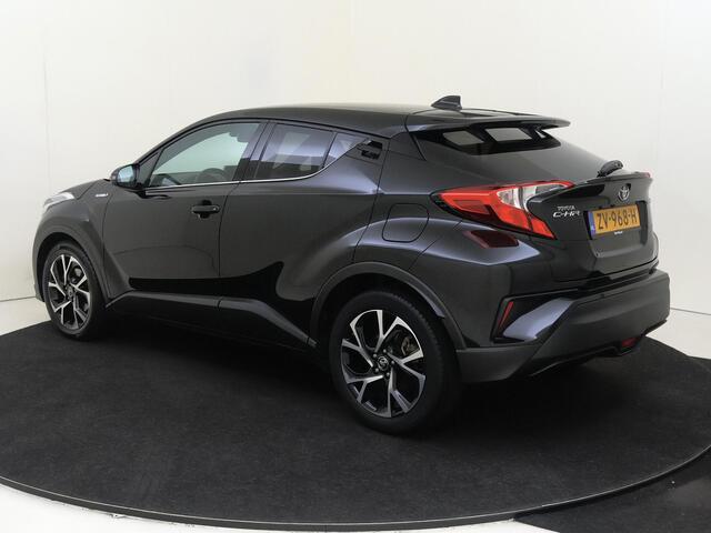 Toyota C-HR 1.8 Hybrid 116 PK Dynamic Sport Automaat | Navigatie | Camera | Stoelverwarming