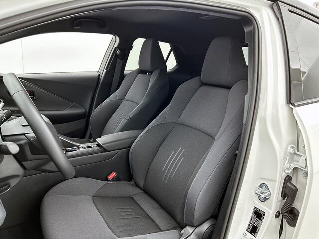 Toyota C-HR Plug-in Hybrid 220 First Edition