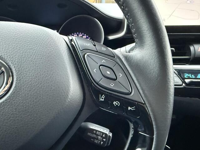 Toyota C-HR 2.0 Hybrid Dynamic Automaat / Navigatie / Cruise Control Adaptief / Bluetooth / Camera / sensoren voor & Achter / BSW