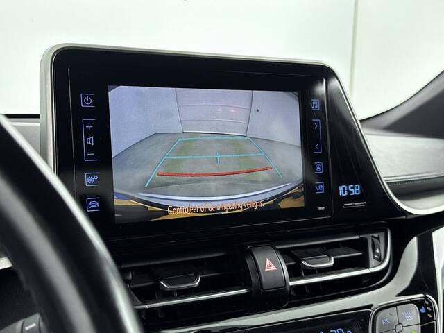 Toyota C-HR 1.8 Hybrid Dynamic Limited | Metaallak | Stoelverwarming | Parkeercamera | LM-Velgen | Donker Getinte Achterruiten |