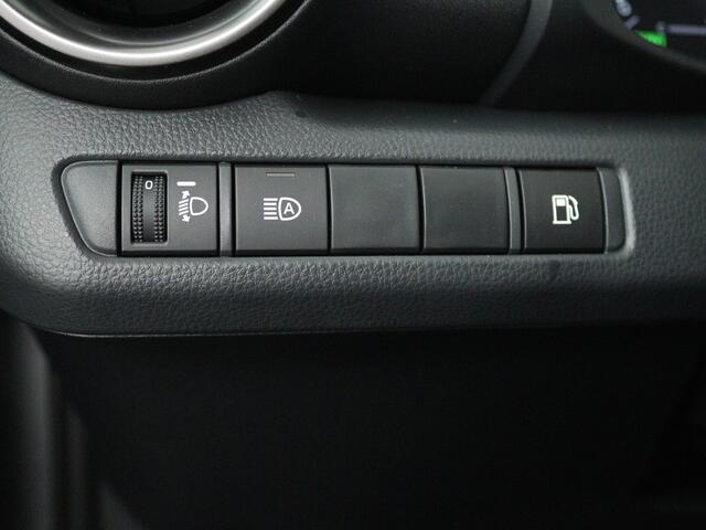 Toyota C-HR 1.8 Hybrid 140 Dynamic | All-season banden |