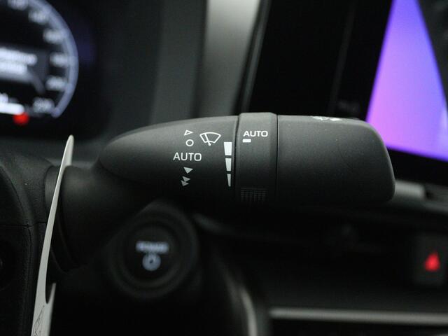 Toyota C-HR 1.8 Hybrid 140 Dynamic | All-season banden |