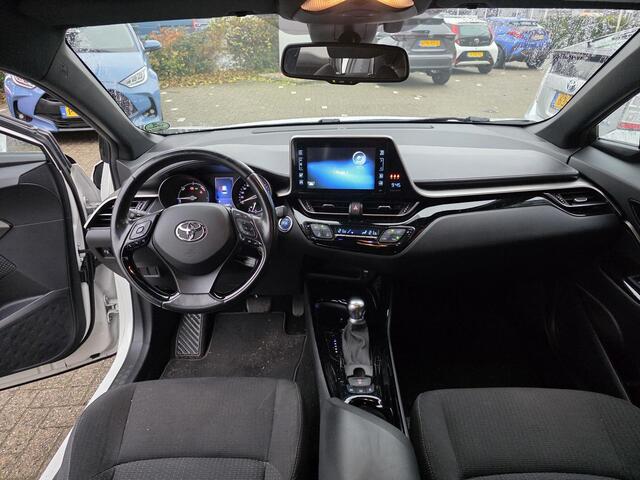 Toyota C-HR 1.8 Hybrid Dynamic, Stoelverwarming