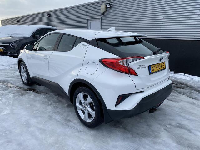 Toyota C-HR 1.8 Hybrid Active automaat NL-auto, boekjes compleet, afneembare trekhaak 7-polig, keyless start, adaptieve cruise control, achteruitrij camera,