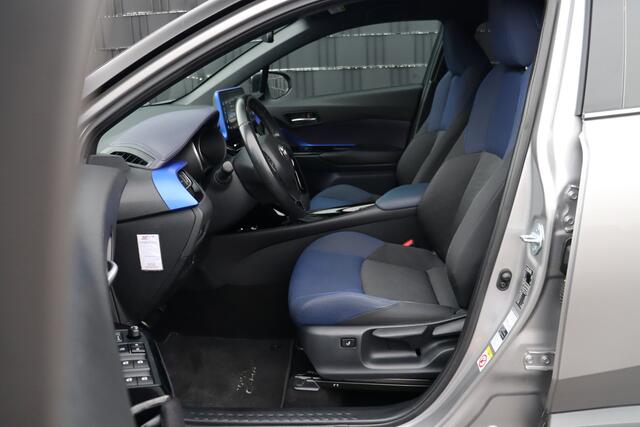 Toyota C-HR 1.8 Hybrid Bi-Tone HEV | Adap. Cruise | Camera | Stoelverwarming | Navigatie | Trekhaak