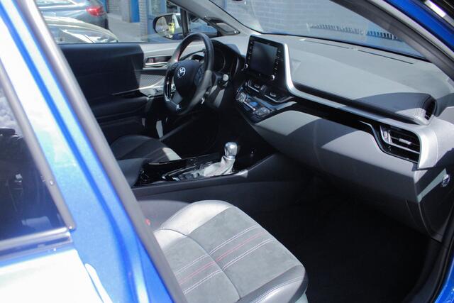 Toyota C-HR 2.0 Hybrid GR-Sport |dealer onderhouden|Apple/Andriod|elek stoel|leder-alcantara|LED|