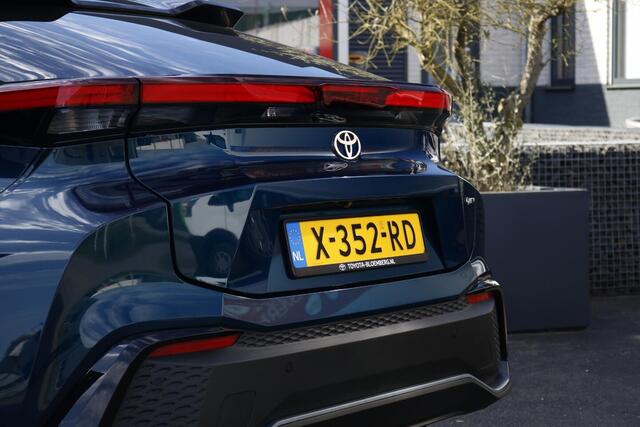 Toyota C-HR Hybrid 140 Executive | Geheugenstoelen | 360 Camera |