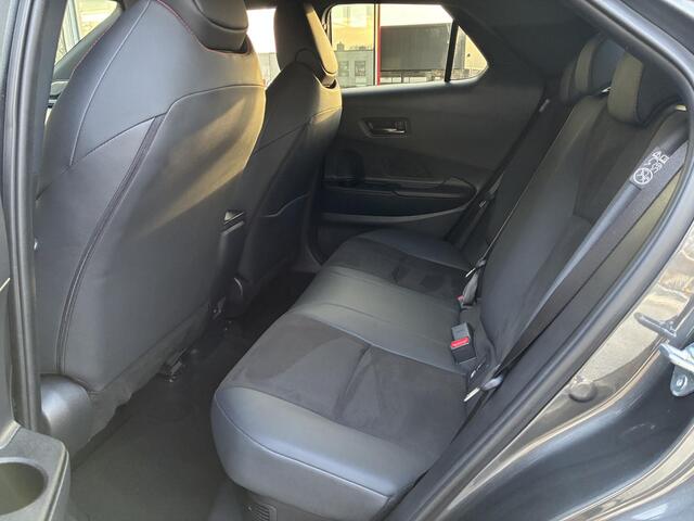 Toyota C-HR 2.0 Hybrid 200 GR SPORT PLUS | JBL | Navigatie | Achteruitrijcamera | Dodehoek Assistent