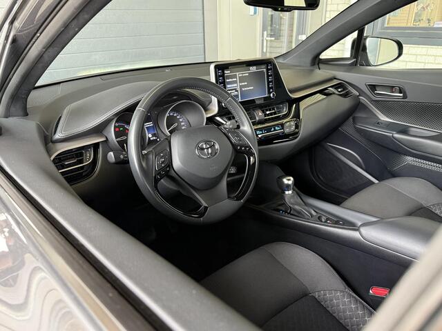 Toyota C-HR 1.8 Hybrid Dynamic | 17" LMV | Carplay | Adap.Cruise | Stoelverw. | All-in rijklaarprijs