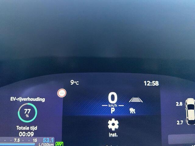 Toyota C-HR 2.0 Plug-in Hybrid 220 Black Edition