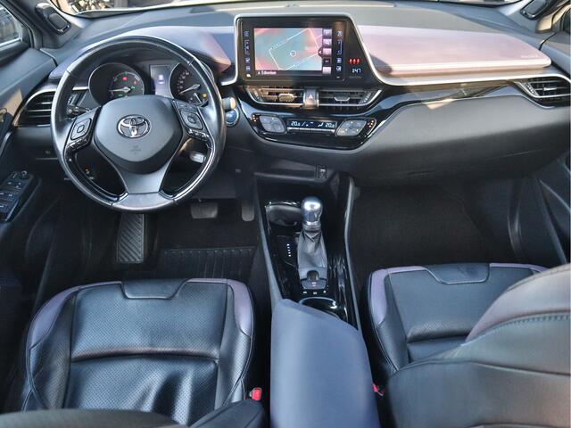 Toyota C-HR 1.8 Hybrid Bi-Tone Plus | Camera | Navigatie | Stoel/Stuurverwarming | ECC-Airco | Leder