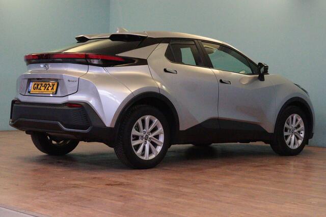 Toyota C-HR 1.8 Hybrid 140 Active | APPCONNECT | CLIMA | CAMERA | ADAP CRUISE | LANE-ASSIST / WARNING |