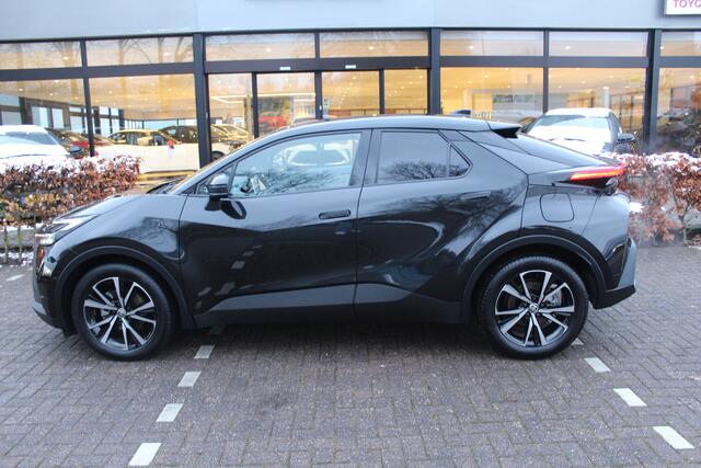 Toyota C-HR 1.8 Hybrid 140 First Edition | Rijklaar | Apple/Android | Navi | Stoel-/Stuurverwarming | Blind Spot | Camera | Keyless | LED | El.achterklep