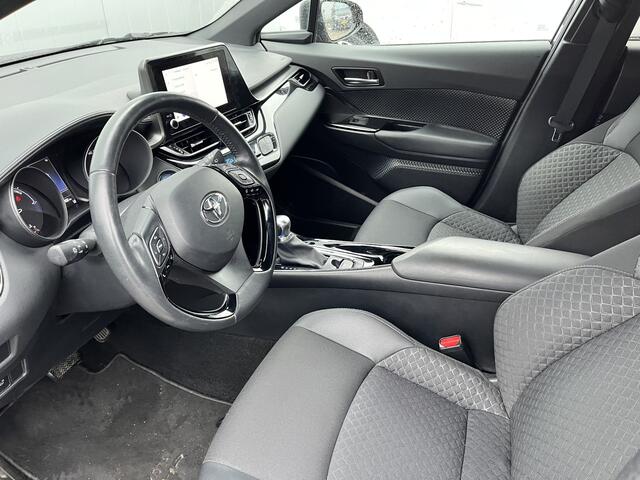 Toyota C-HR 1.8 Hybrid Executive BSM Stoel Stuur Verwarming Carplay
