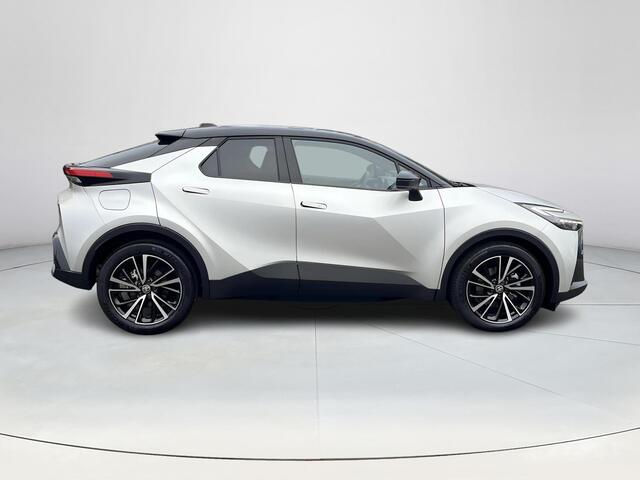 Toyota C-HR 2.0 Plug-in Hybrid 220 Executive | Navigatie | Apple CarPlay/Android auto | Achteruitrijcamera | Head-Up display | Elektrische achterklep
