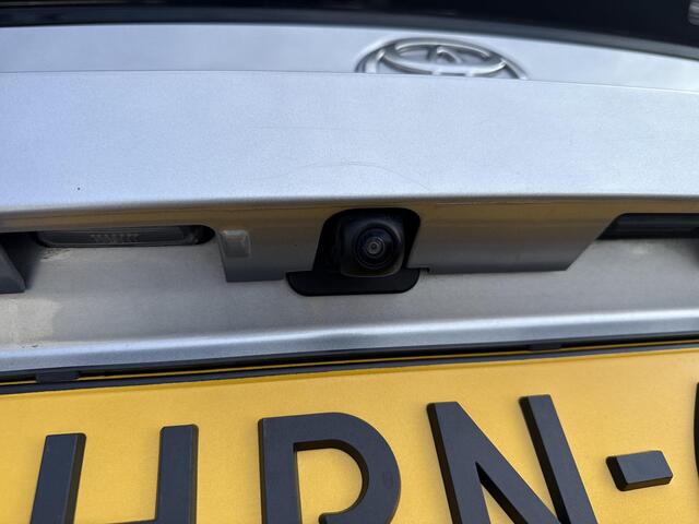 Toyota C-HR 1.8 Hybrid 140 Dynamic | Navigatie | Apple CarPlay/Android auto | Achteruitrijcamera | Stuur en stoelverwarming