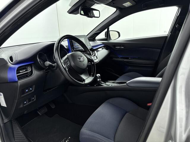 Toyota C-HR 1.8 Hybrid Bi-Tone Plus | Stuur en stoelverwarming | Dode hoeksensor | Navigatie