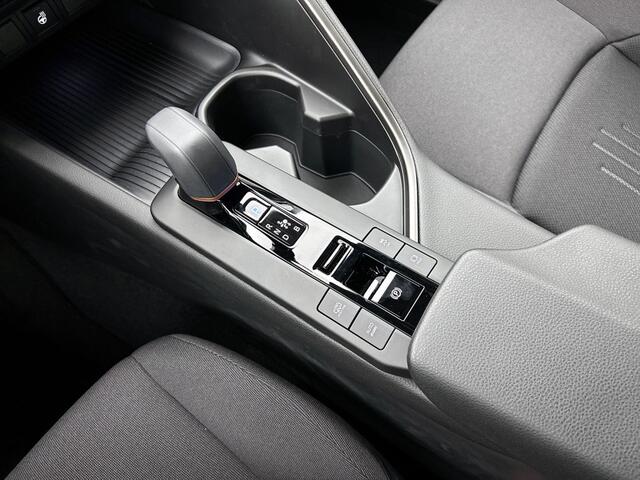 Toyota C-HR 1.8 Hybrid 140 Dynamic | NIEUW & SNEL LEVERBAAR | PRIJS INCL. ALLE ACTIES | MEERDERE KLEUREN LEVERBAAR |