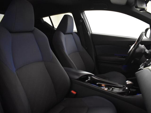 Toyota C-HR 1.8 Hybrid Dynamic | Trekhaak | PDC V+A |