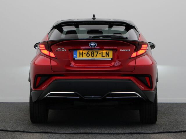 Toyota C-HR 2.0 Hybrid First Edition | Bi Tone | Apple Carplay & Android Auto | JBL Audio | Stoelverwarming |
