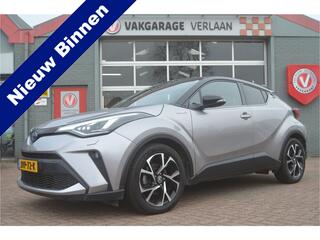 toyota-c-hr-1.8-hybrid-bi-tone-trek