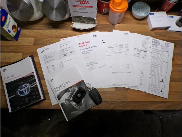 Toyota C-HR 1.8 Hybrid Style 1E EIGENAAR TOYOTA DEALER ONDERHOUDEN.......
