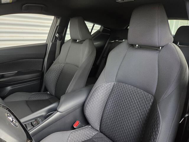 Toyota C-HR 1.8 Hybrid Business