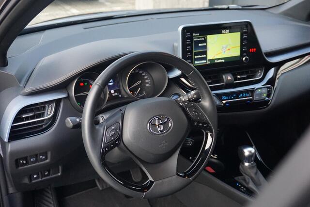 Toyota C-HR 2.0 Hybrid Team D | ACC | Stuurverm