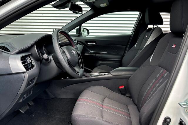 Toyota C-HR 1.8 Hybrid GR-Sport Bi-Tone 9.266 KM.