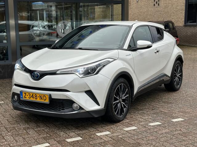Toyota C-HR 1.8 HYBRID BI-TONE Navi Cruise Camera Telefoon Trekhaak