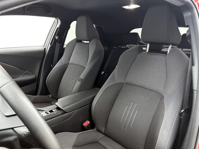 Toyota C-HR 1.8 Hybrid 140 First Edition | Navigatie | Elektr. achterklep | Blindspot | Park. sensor V+A