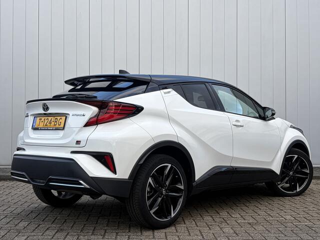 Toyota C-HR 1.8 Hybrid Business GR-Sport NL Auto Parkeersensoren Carplay Keyless