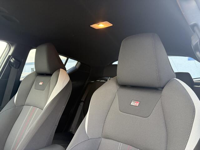 Toyota C-HR 1.8 Hybrid Business GR-Sport NL Auto Parkeersensoren Carplay Keyless