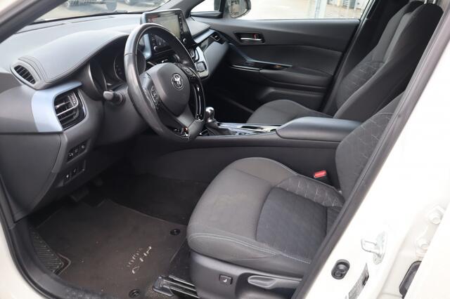 Toyota C-HR 2.0 Hybrid Bi-Tone Apple CarPlay | Treeplanken | Stuur-Stoelverw