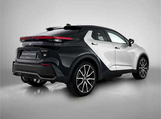 Toyota C-HR 2.0 Plug-in Hybrid 220 GR SPORT Première Edition Panorama dak | Afneembare trekhaak |