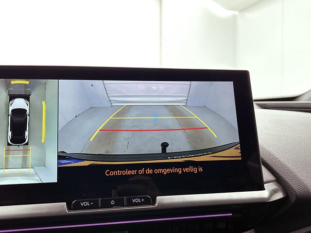 Toyota C-HR 2.0 Plug-in Hybrid 220 GR SPORT Première Edition Panorama dak | Afneembare trekhaak |