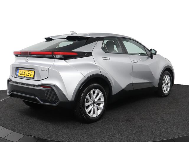 Toyota C-HR 1.8 Hybrid 140 Active | Parkeercamera | Climate control | Apple Carplay/Android Auto |