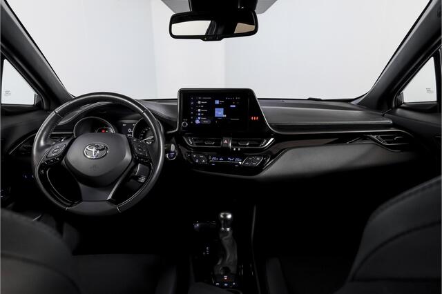 Toyota C-HR 2.0 Hybrid Dynamic | Adapt. Cruise | Stoel-+Stuurverw. | PDC | Camera | NAV+App. Connect | ECC | Afn. Trekhaak | LM 18" |