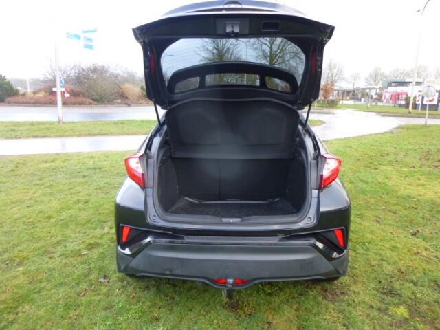 Toyota C-HR 1.2 DYNAMIC