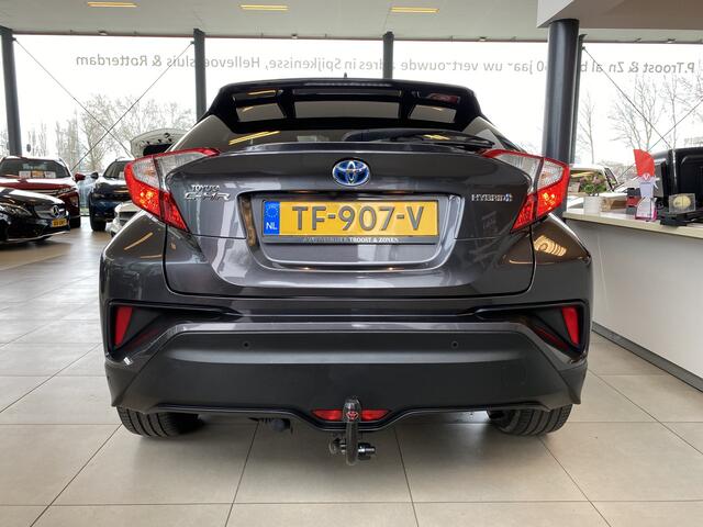 Toyota C-HR 1.8 Hybrid Bi-Tone,Automaat,Navigatie,Achteruitrijcamera,Climate&Cruisecontrol Adaptief,Trekhaak,Spraakbediening,Keyless,Stoelverwarming,V&A Sensoren,DAB,Dealer Onderhouden,18 Inch Lmv