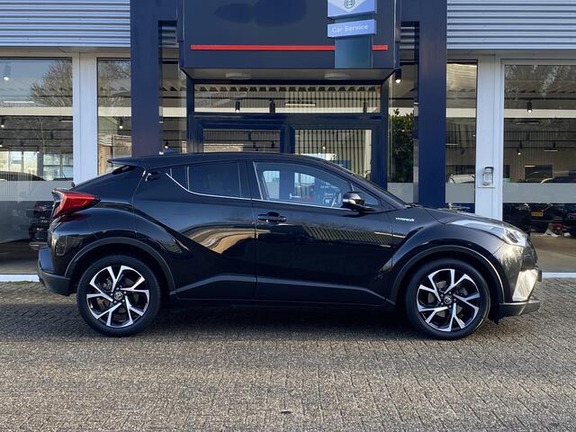 Toyota C-HR 1.8 Hybrid Dynamic / Automaat / NL-Auto / Adaptieve Cruise-Control / Climate-Control / Stoelverwarming / LED / Keyless / DAB Radio-Bluetooth / Navi / Camera / 18'' LMV / ENZ.