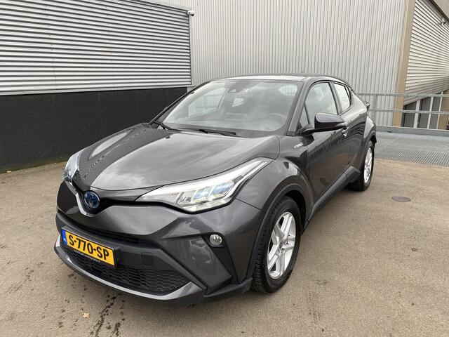 Toyota C-HR 1.8 Hybrid Active Cruise control, airconditioning, achteruitrij camera, nette auto, keyless, navigatie Apple CarPlay/Android Auto