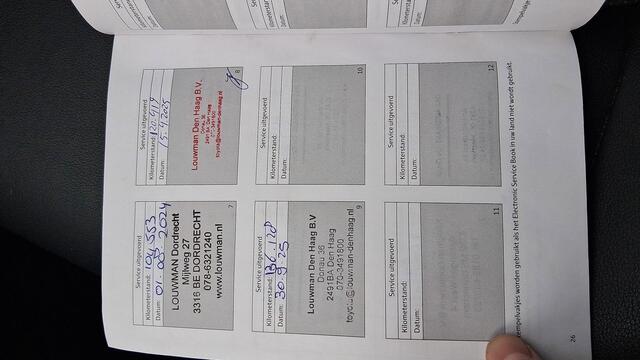 Toyota C-HR 2.0 Hybrid Launch Edition