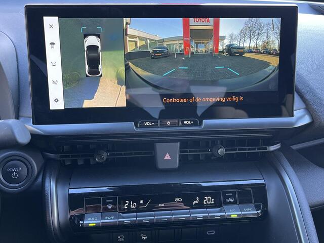 Toyota C-HR 1.8 Hybrid 140 First Edition | Trekhaak | Navigatie | Elektrische klep | Camera's rondom|