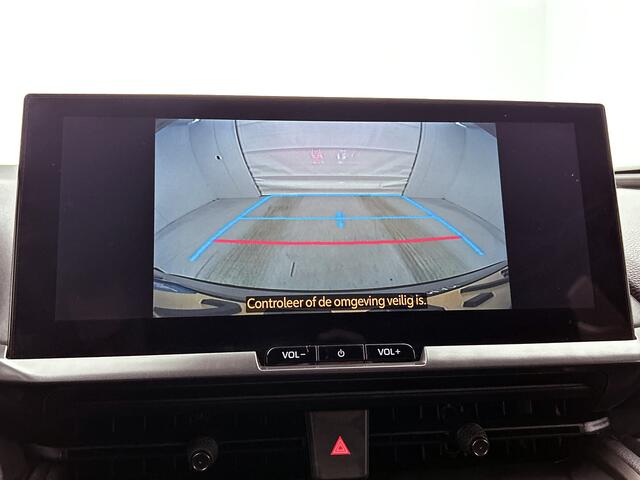 Toyota C-HR 1.8 Hybrid 140 First Edition | Stoel + Stuur + Voorruitverwarming | Blindspot | Groot Scherm | LED |