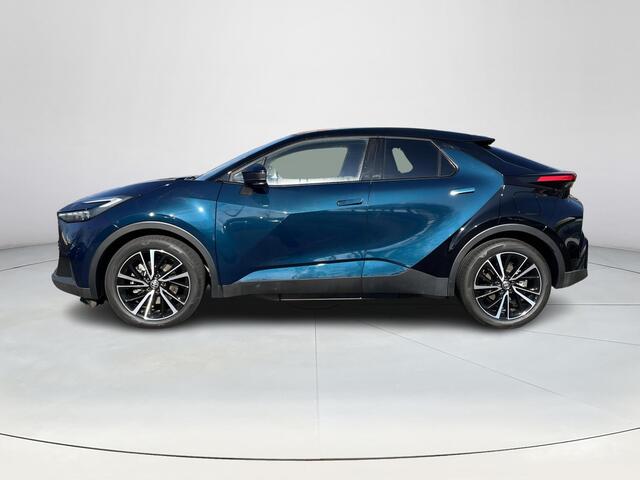 Toyota C-HR 2.0 Plug-in Hybrid 220 Première Edition | Panoramadak | Lederen bekleding | Navigatie | JBL audio |