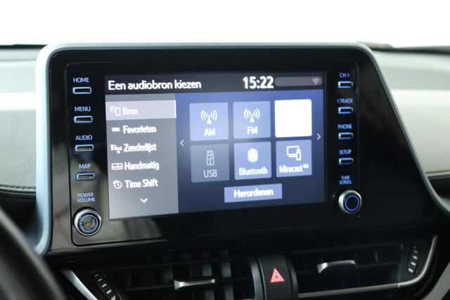 Toyota C-HR 1.8 Hybrid Style Bitone, Trekhaak, BSM, Stuur- Stoel- Voorruit verwarming, Apple Carplay / Android Auto!