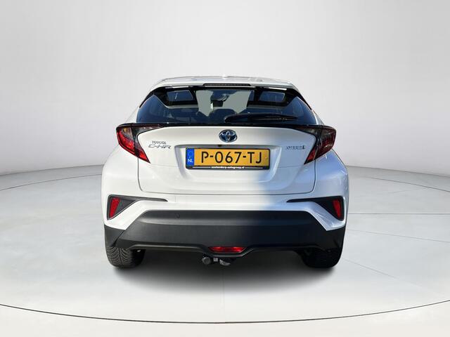 Toyota C-HR 1.8 Hybrid Dynamic | Trekhaak | Parkeersensoren | Carplay | Keyless entry |